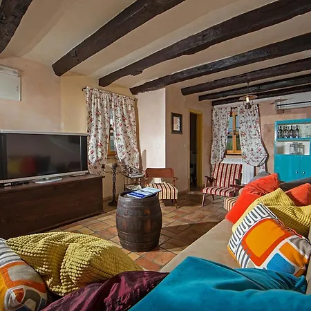 Family Friendly House With A Swimming Pool Katun Boljunski, Istria - Sredisnja Istra - 15627 Boljun